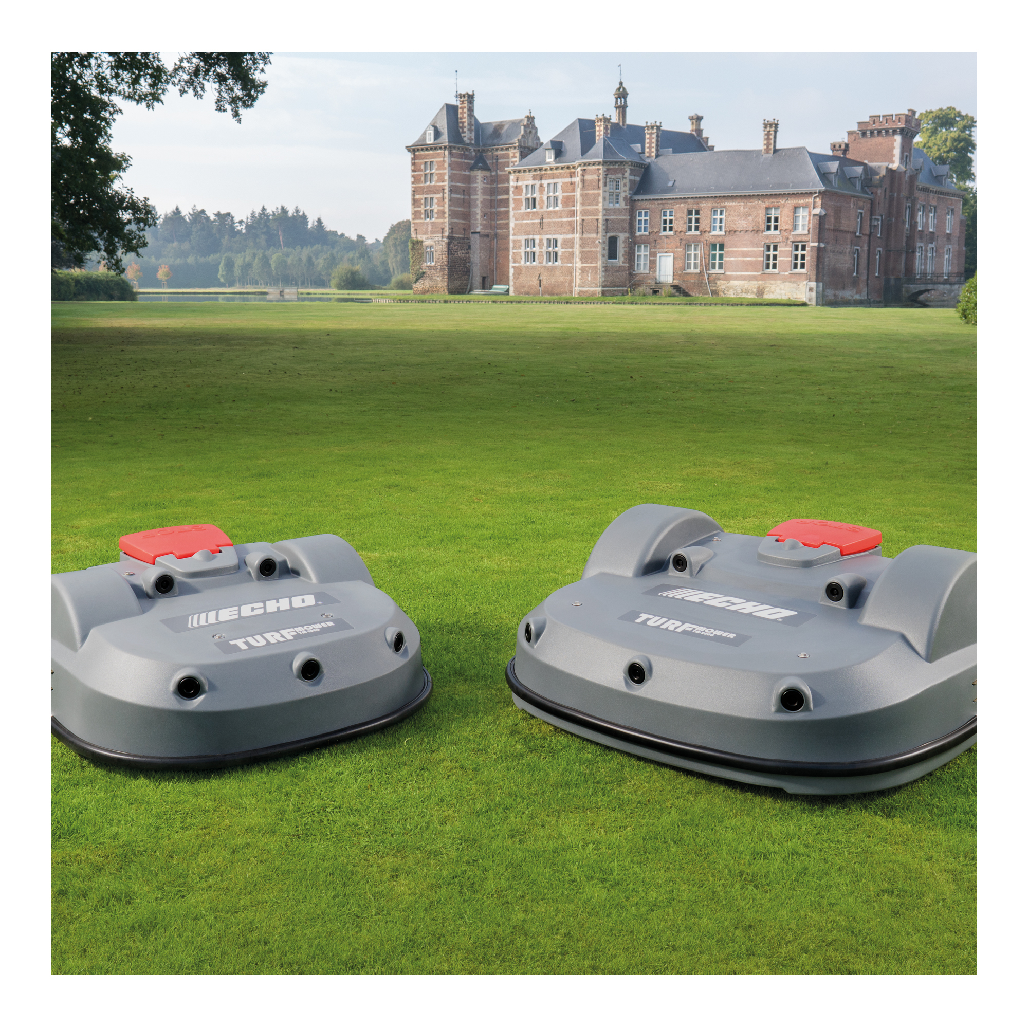 ECHO Robotics Mähroboter vor Schloss